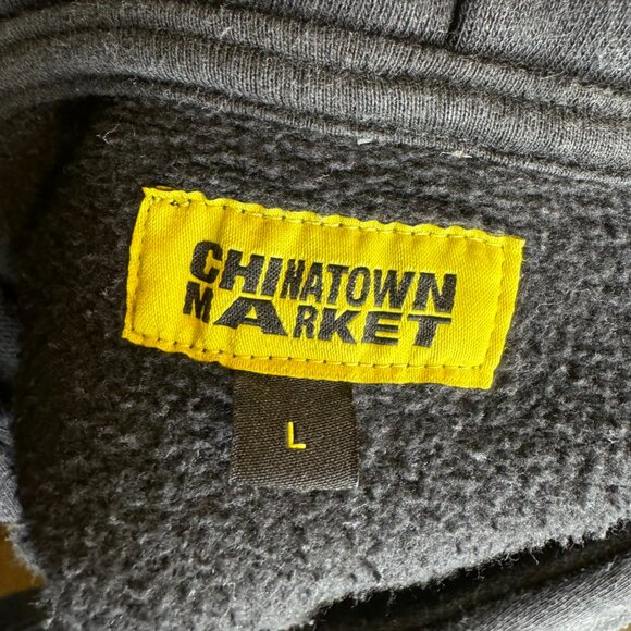 Chinatown Market 'Chinatown Arch' | Size L - Picture 3 of 3